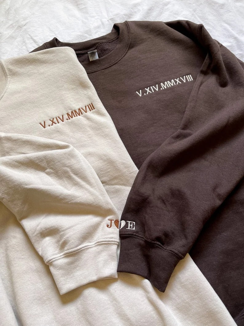 Paar, Freund, Familie, Geschenk！Römische Ziffern, individuell besticktes T-Shirt/Sweart/Hoodie【Bestellmenge für Paare: 2 Stück】
